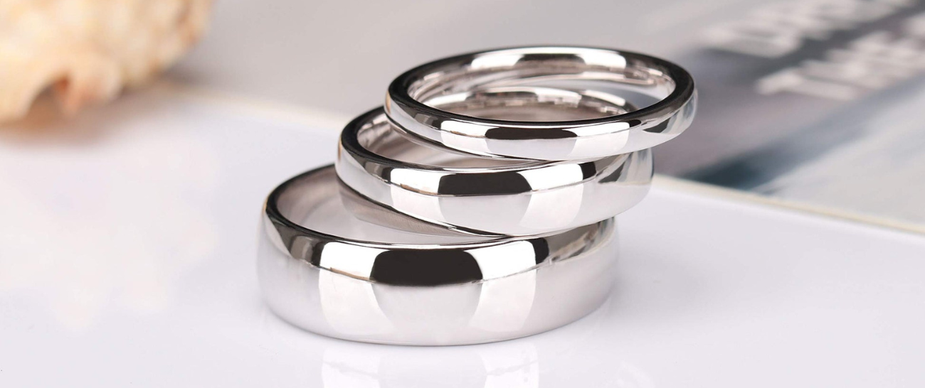 How to Clean a 925 Sterling Silver Ring - Easy At-Home Methods