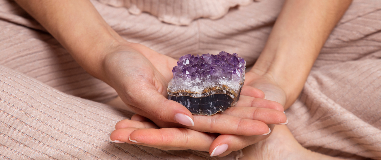Amethyst Rings: Ultimate Guide to Meaning, Benefits, and How to Choose