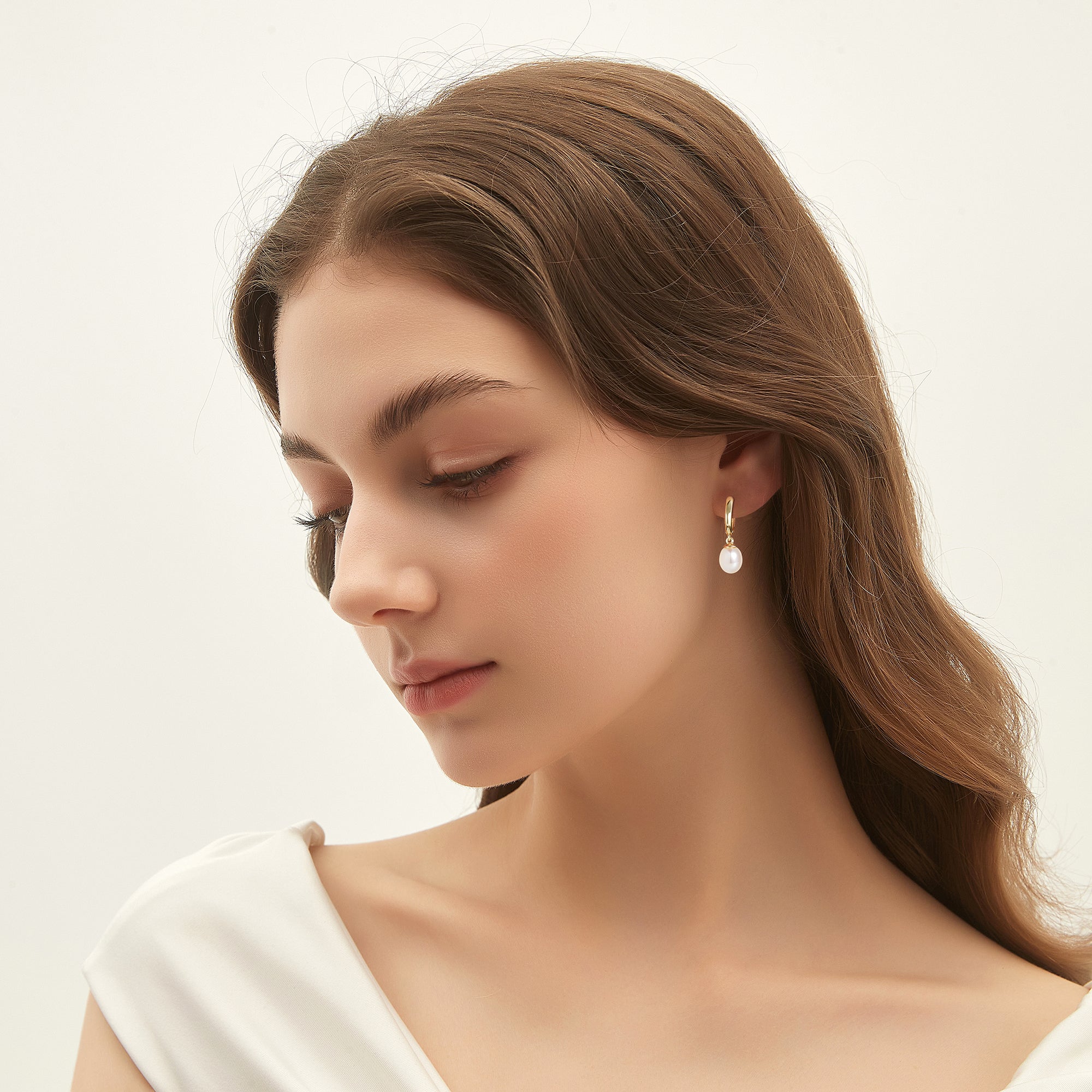 pearl earrings, huggie earrings, drop earrings, gold earrings, 14k gold plated, freshwater pearls, pearl bridal earrings, pearl wedding earrings, freshwater pearl earrings for women, gold plated earrings, white pearls