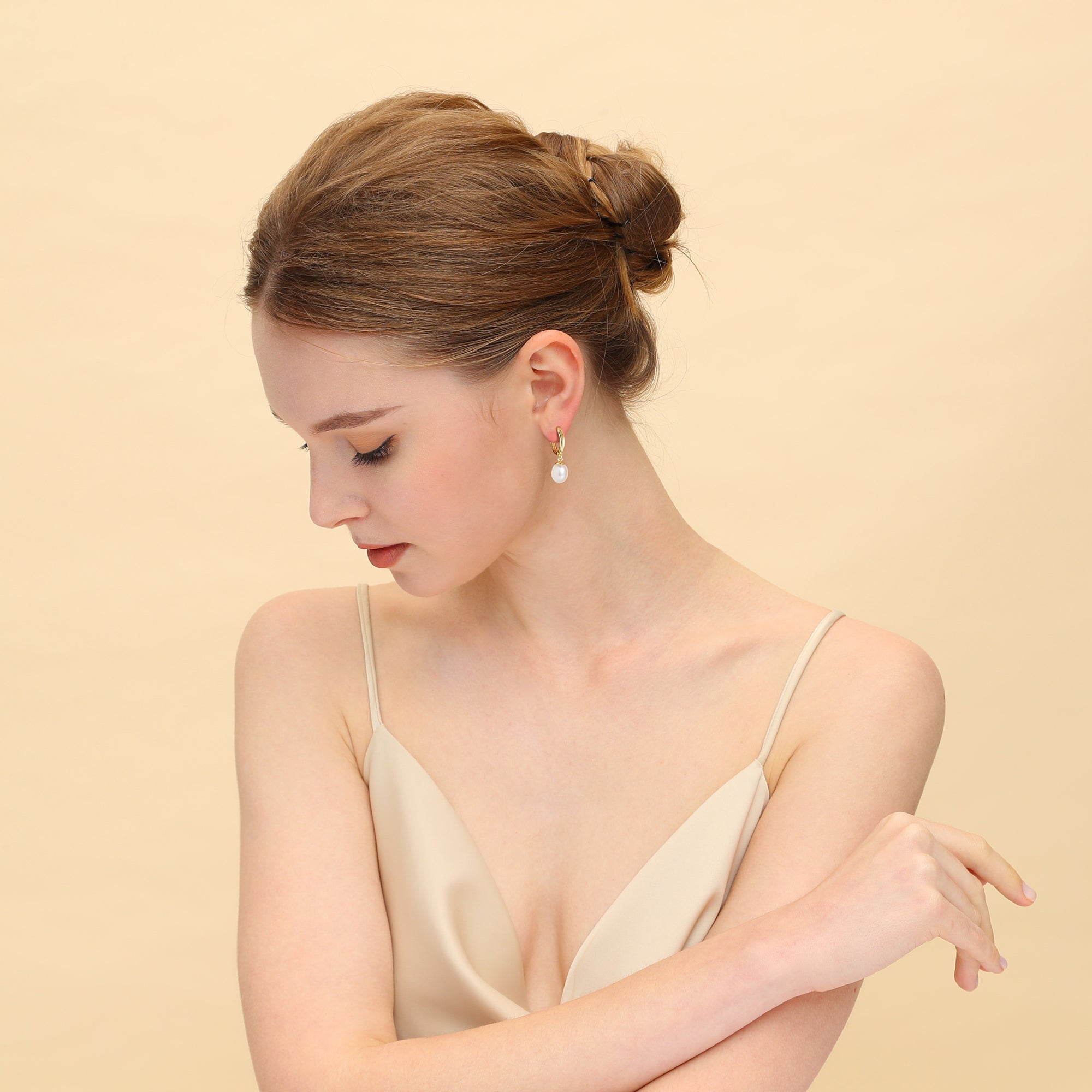 pearl earrings, huggie earrings, drop earrings, gold earrings, 14k gold plated, freshwater pearls, pearl bridal earrings, pearl wedding earrings, freshwater pearl earrings for women, gold plated earrings, white pearls