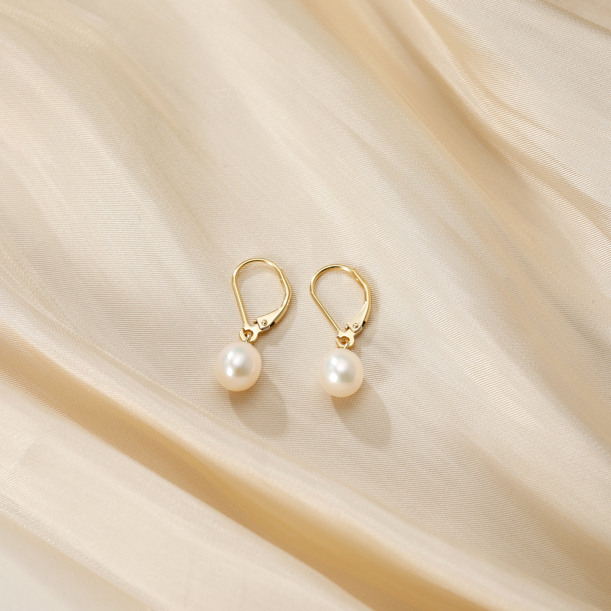 pearl earrings, leverback earrings, dangle earrings, gold earrings, 14k gold plated, freshwater pearls, pearl bridal earrings, pearl wedding earrings, freshwater pearl earrings for women