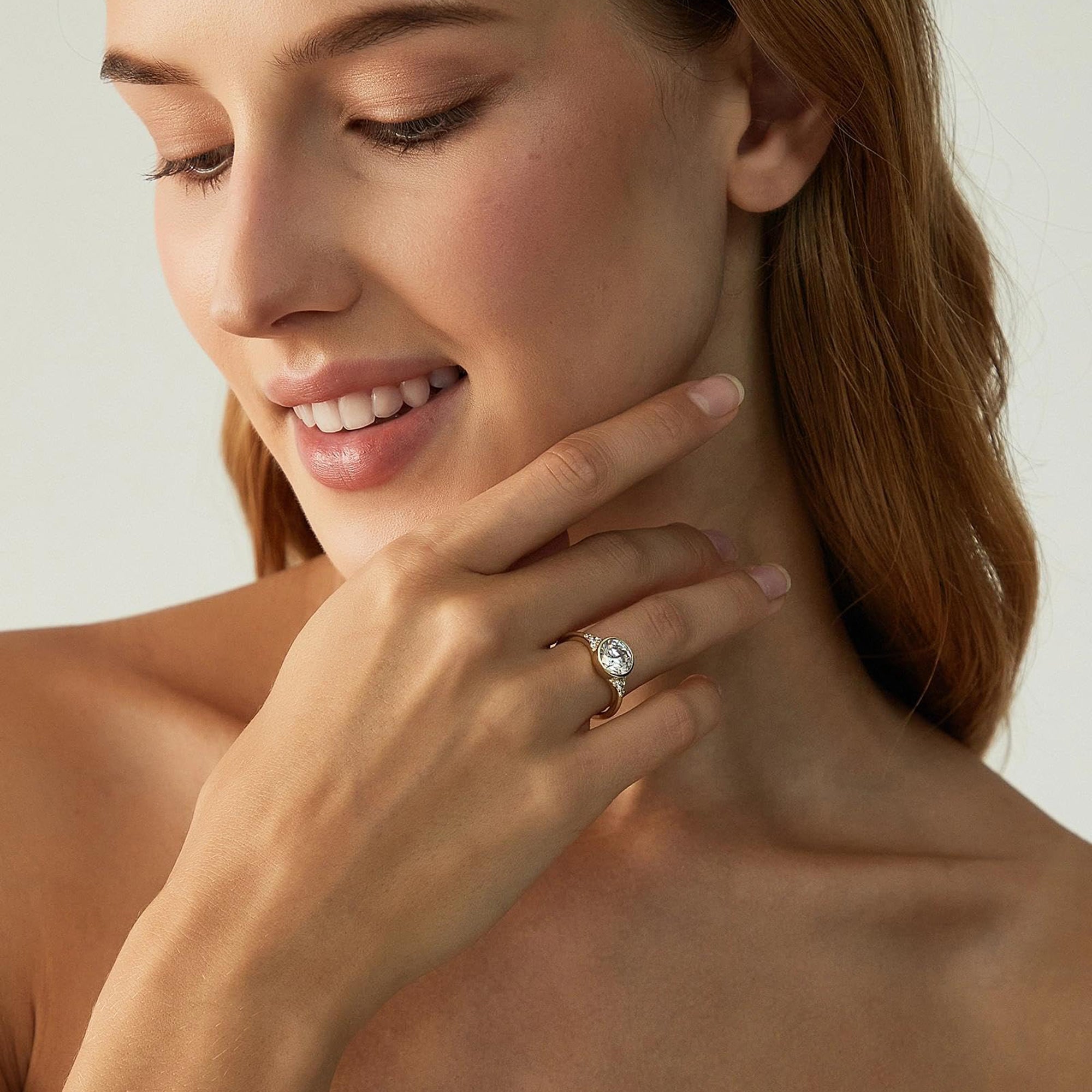 bezel engagement rings, round engagement rings, cubic zirconia wedding rings, round zirconia ring, cubic zirconia round ring, cubic zirconia engagement rings, cubic zirconia wedding rings, travel rings, fake diamond rings