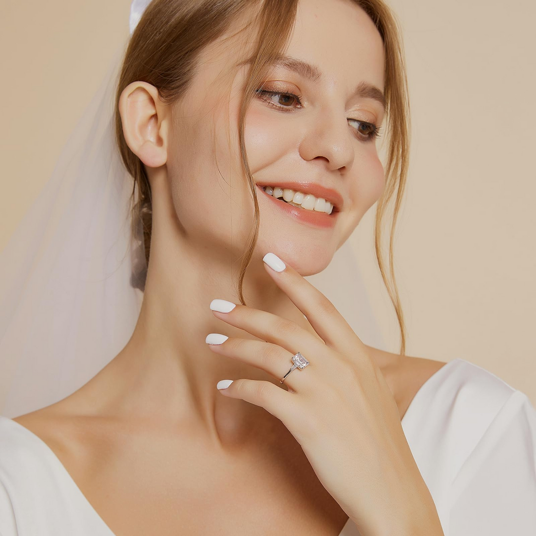 fake diamond ring, cubic zirconia rings, sterling silver ring, affordable wedding rings, stylish wedding rings, travel ring