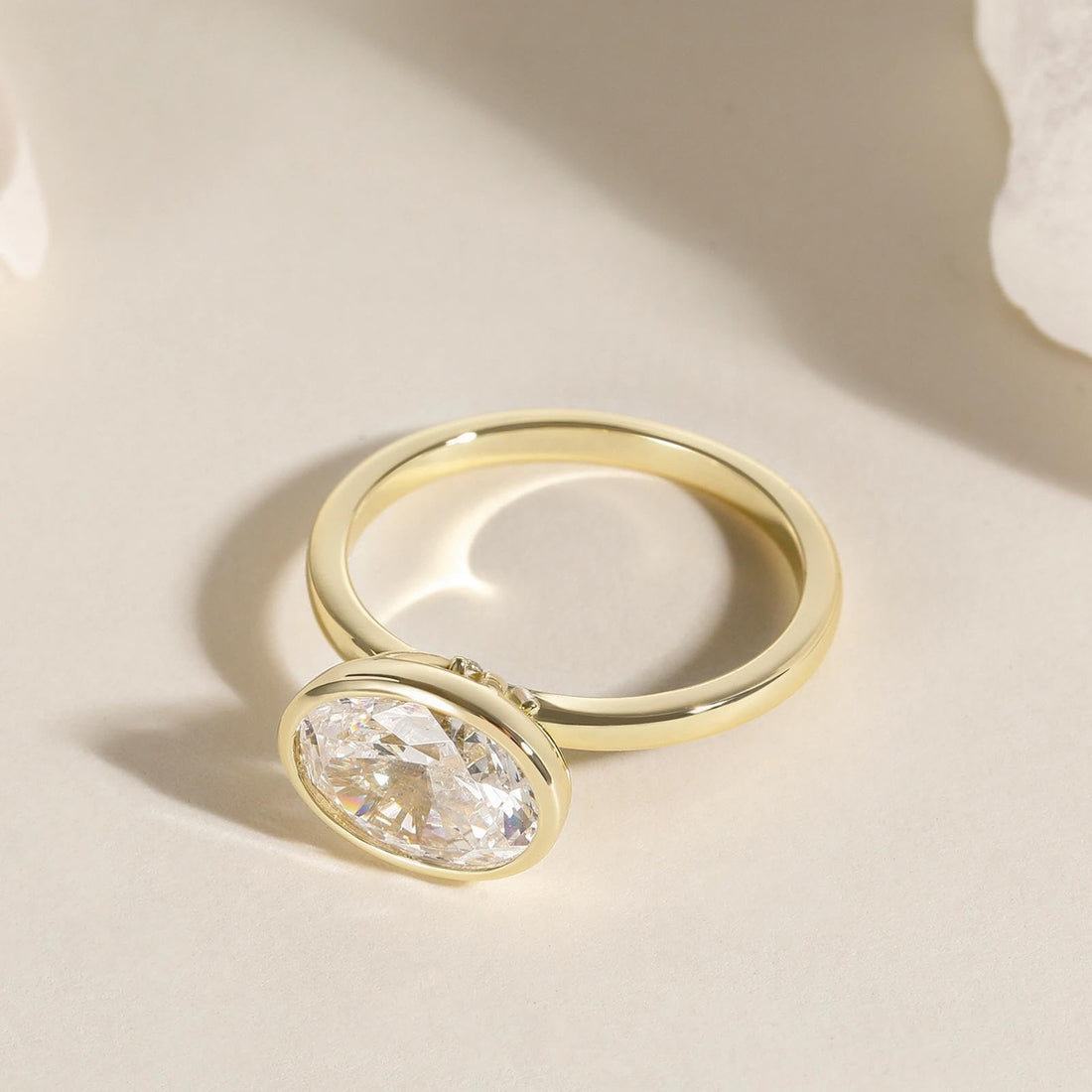 bezel engagement rings, oval engagement rings, cubic zirconia wedding rings, oval zirconia ring, cubic zirconia oval ring, cubic zirconia engagement rings, cubic zirconia wedding rings, travel rings, fake diamond rings