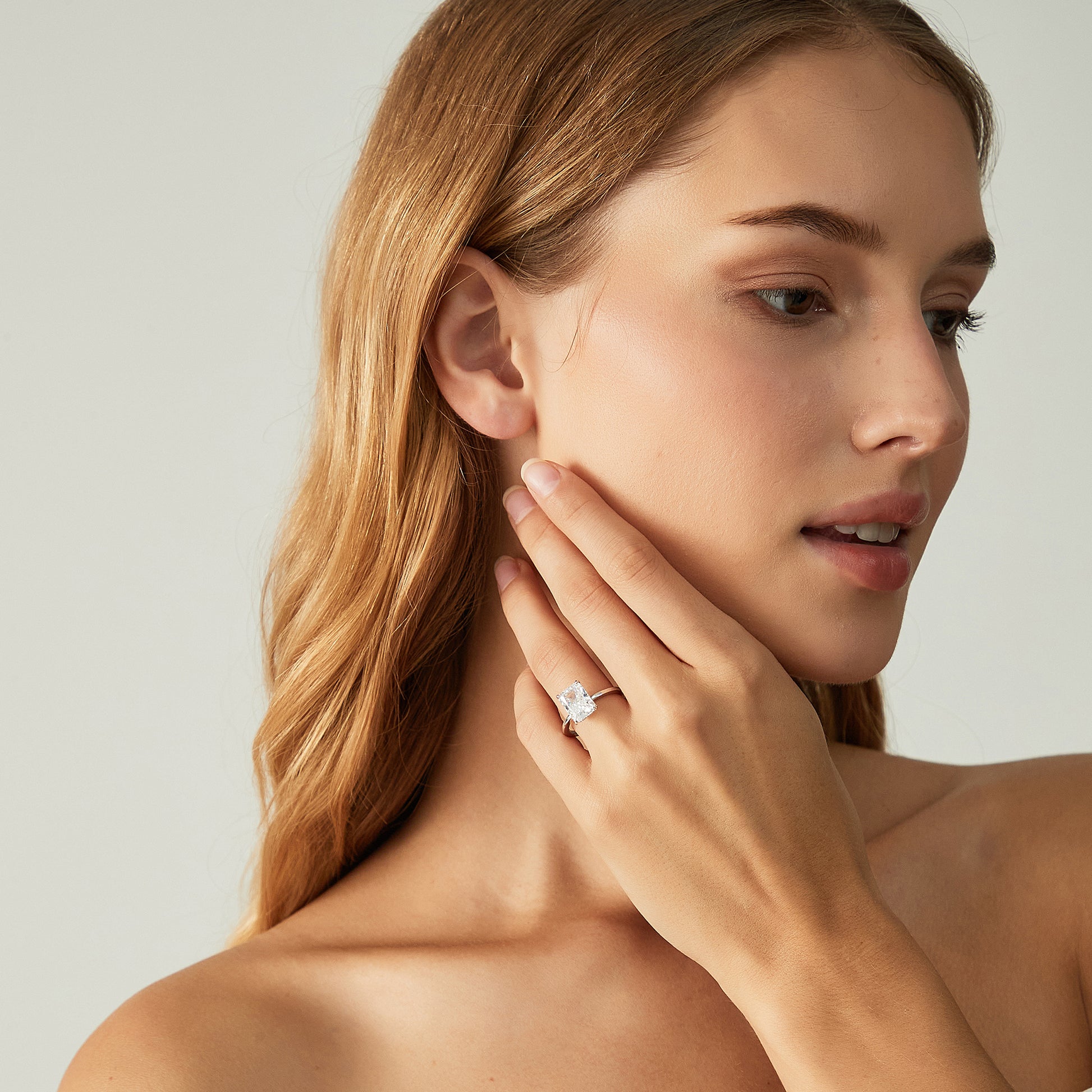 radiant cut engagement rings, radiant cut, radiant diamond, radiant cut diamond ring, radiant cut ring, radiant diamond ring, 4 carat radiant cut diamond ring, cubic zirconia engagement rings, cubic zirconia wedding rings, fake diamond rings, travel ring, cz stones