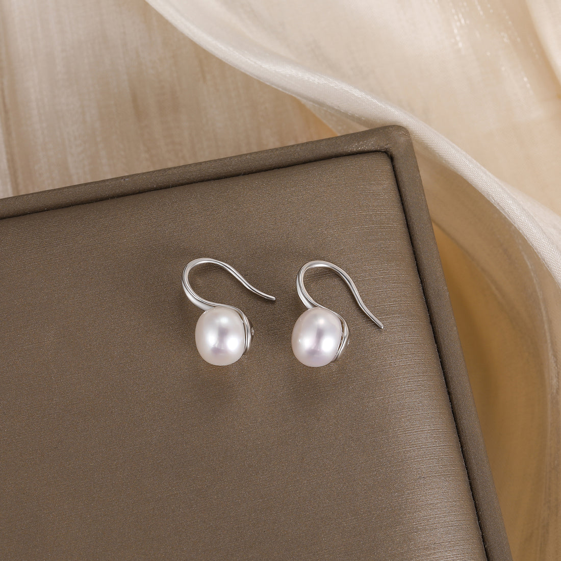 pearl earrings earrings, cultured pearl, bridesmaid jewelry, pearl earrings