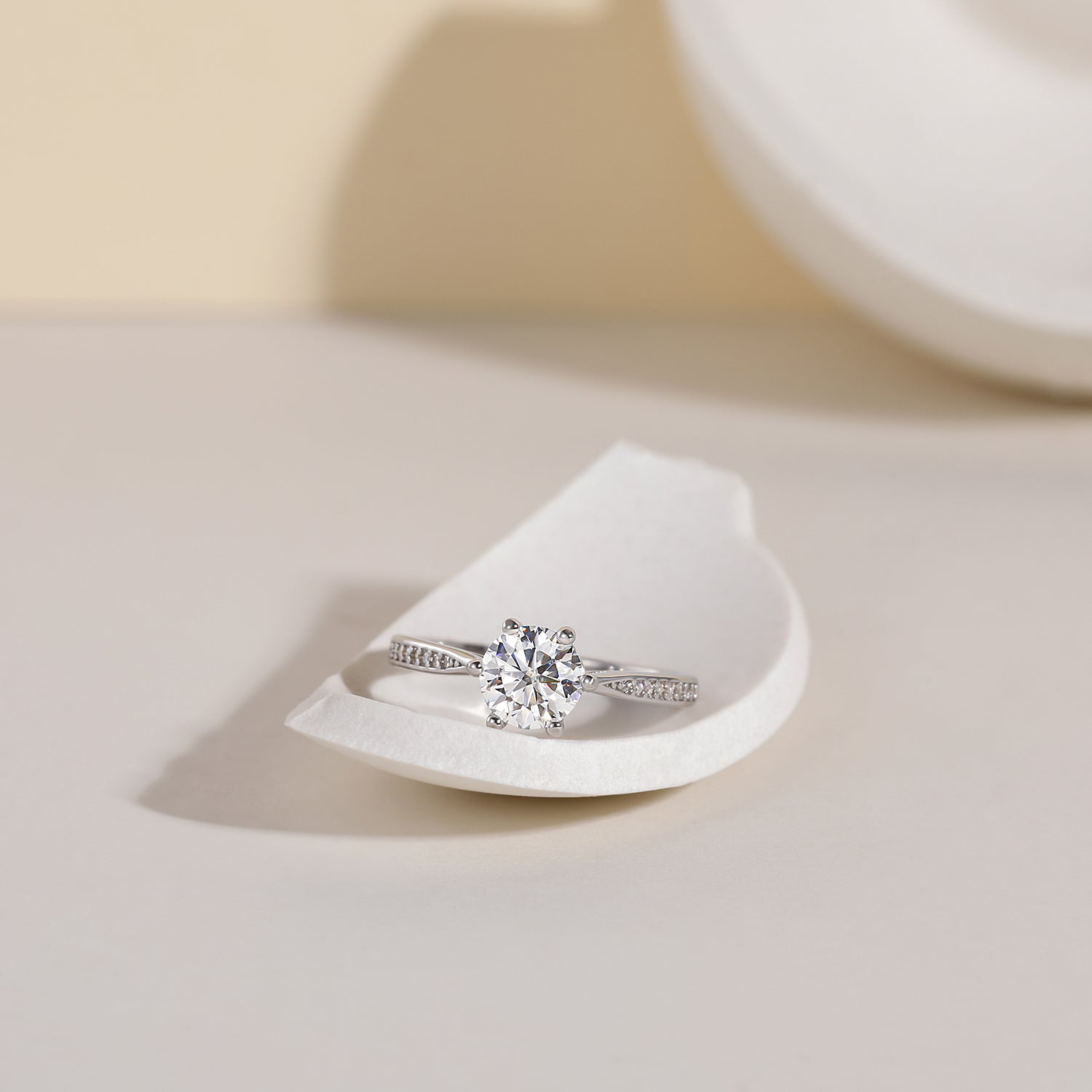moissanite travel rings, round cut engagement rings, moissanite ring, moissanite wedding rings, affordable moissanite engagement rings, moissanite promise ring, 1ct moissanite rings