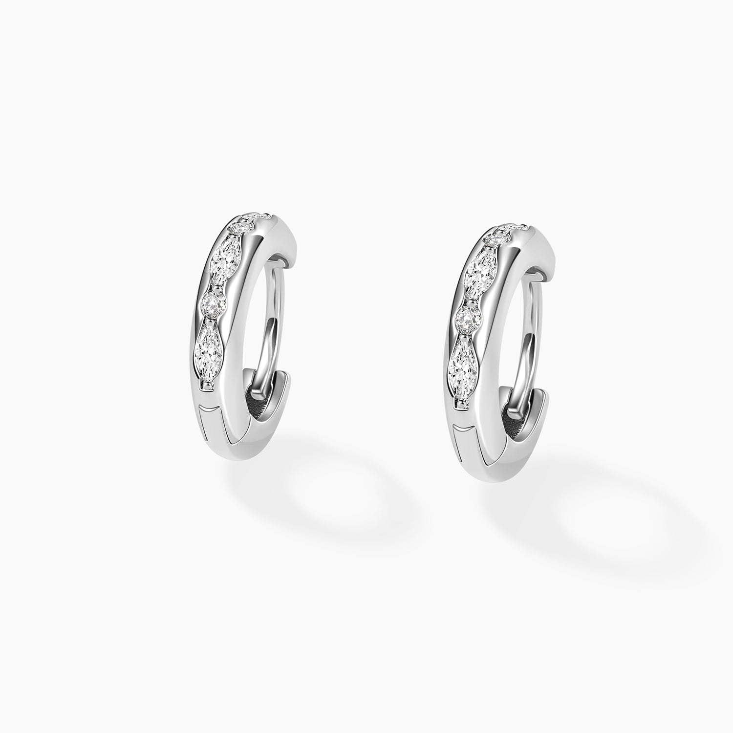 moissanite hoop earrings, moissanite earrings, s925 earrings, silver hoop earrings, gold plated earrings, huggie earrings
