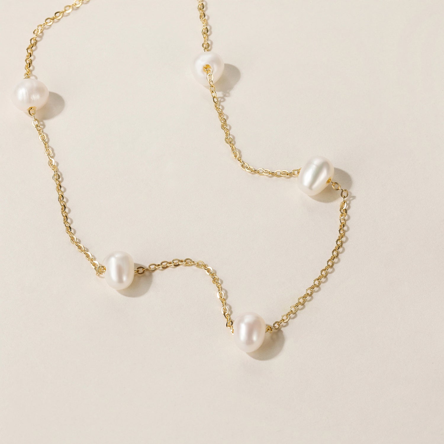 freshwater pearl necklace, fake pearl necklace, pearl necklace for brides, mother of pearl gold