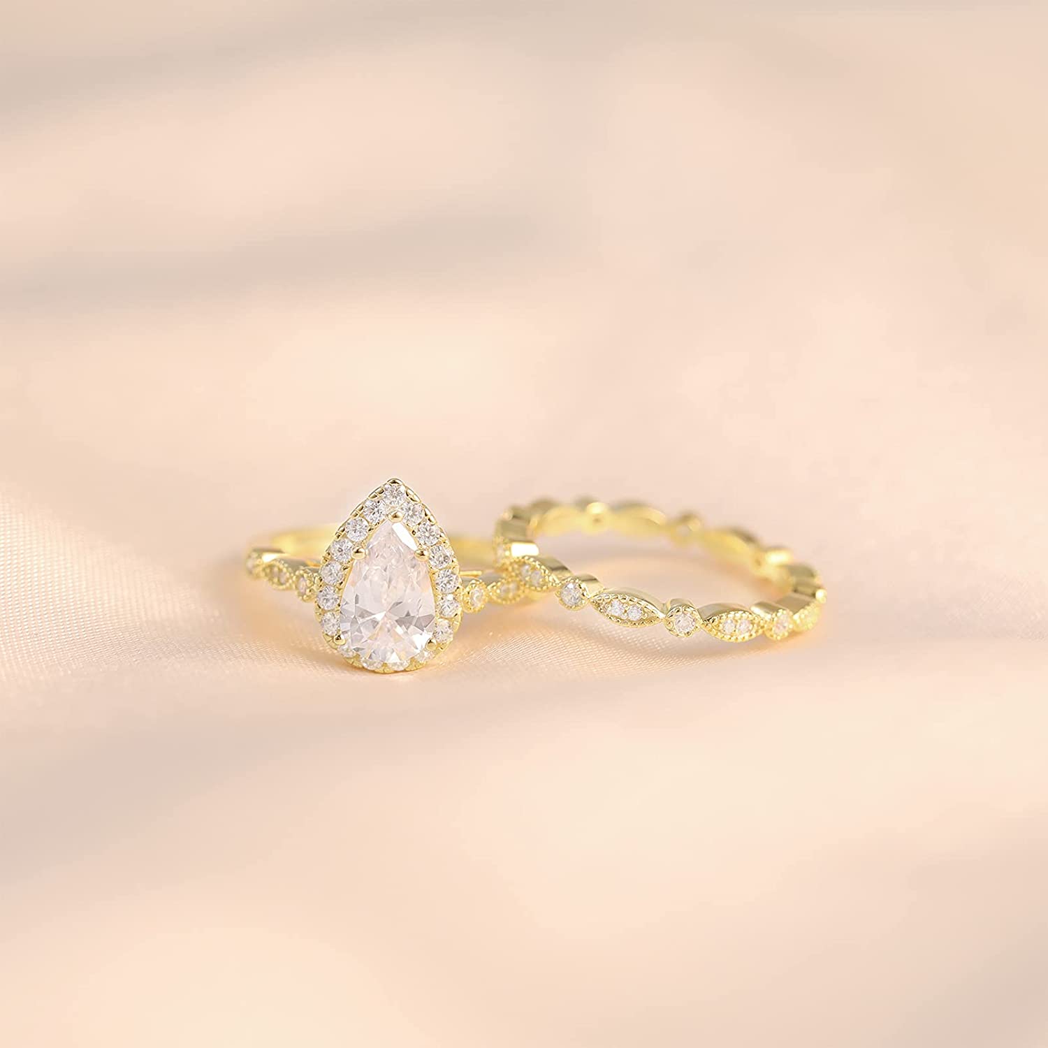 pear shaped teardrop rings, pear shaped engagement ring, pear engagement rings, pear shaped engagement rings, gold wedding rings