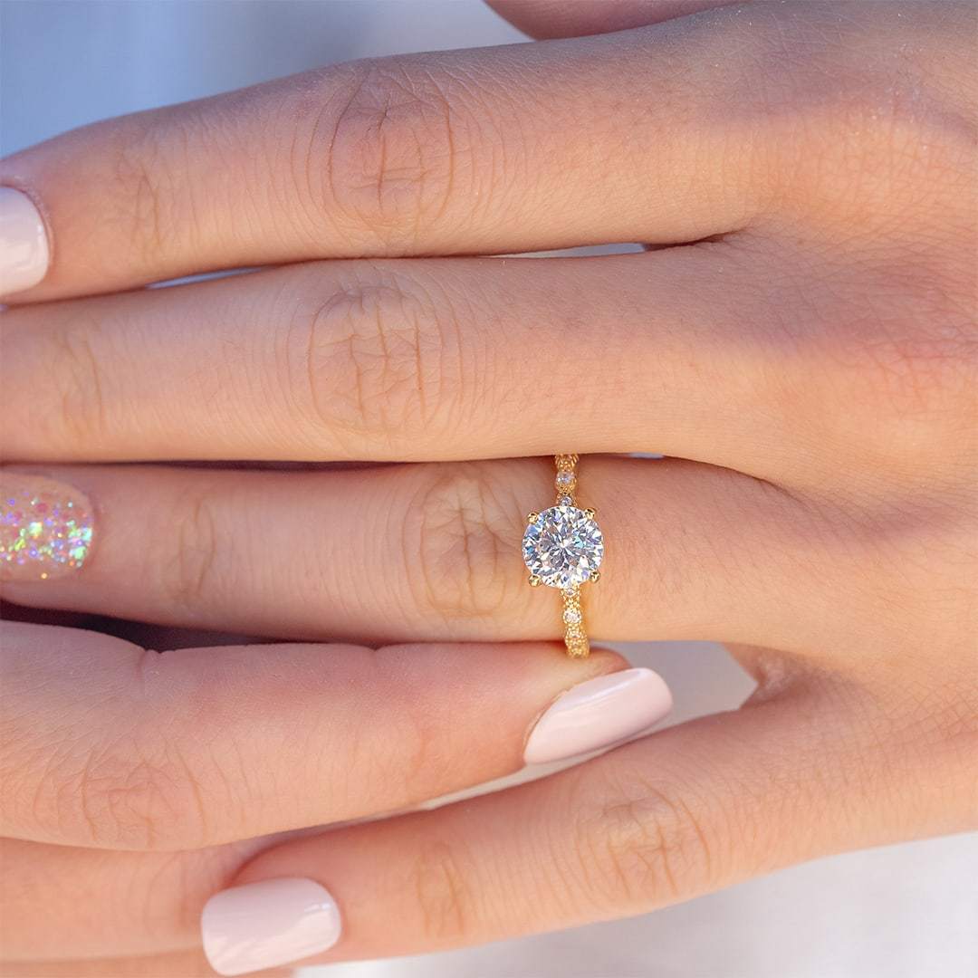 round cut engagement rings, round wedding rings, 1 carat wedding rings, silver wedding rings for women, sterling silver engagement rings